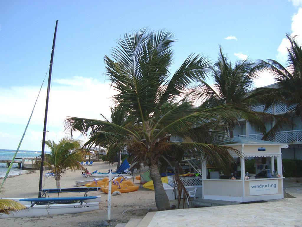Carina Bay Boutique & Casino