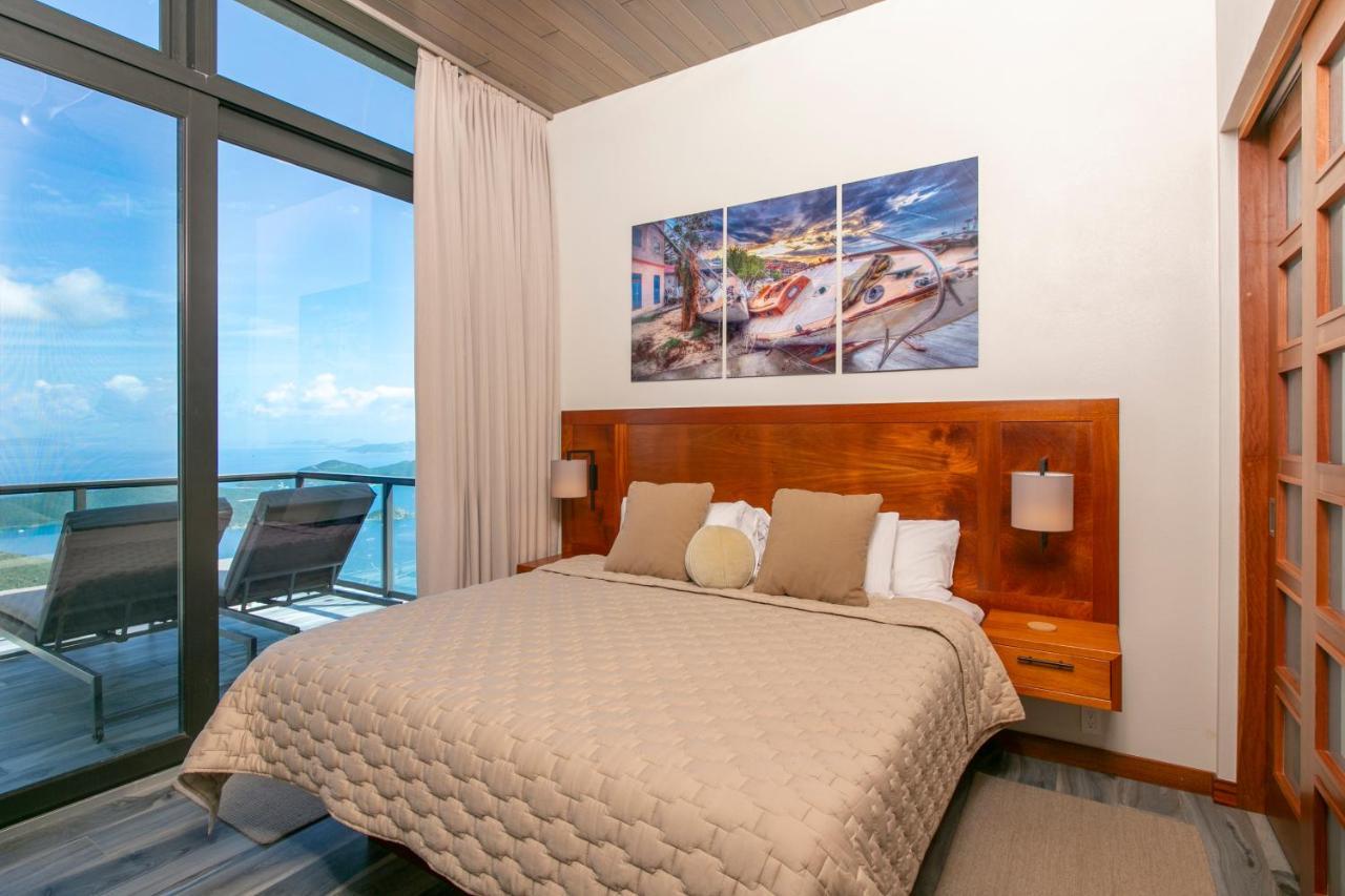 Guest house Calichi At Picture Point Saint John Island