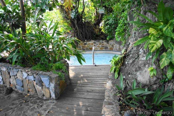 Aparthotel Flamboyan On The Bay & 3*