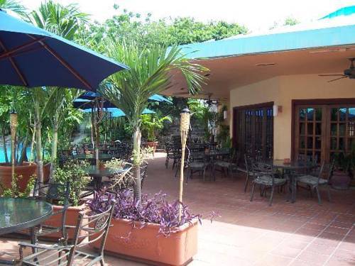 Aparthotel Flamboyan On The Bay & Canaan
