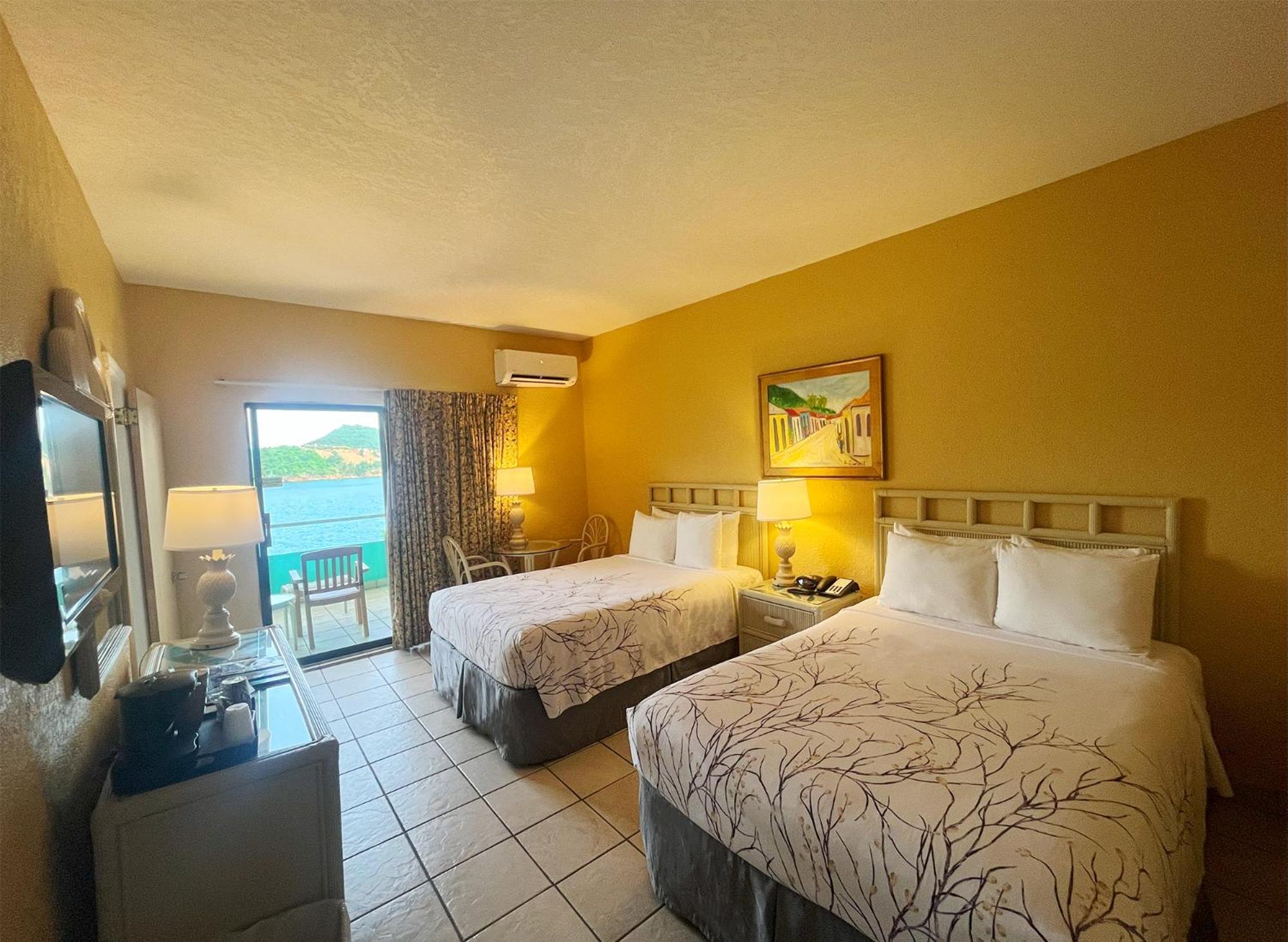 Lindbergh Bay Resort
