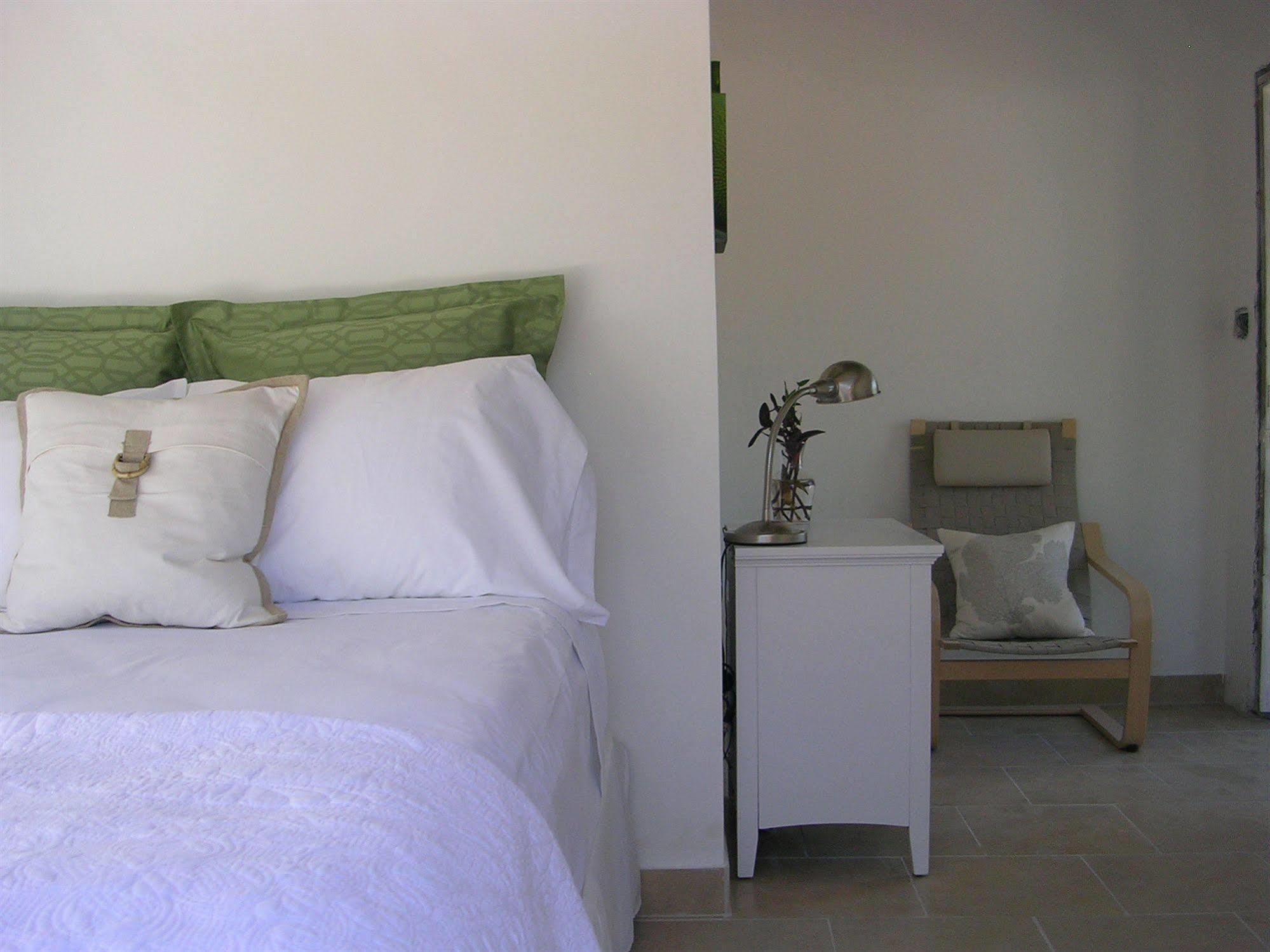 Cruz Bay Boutique 3*