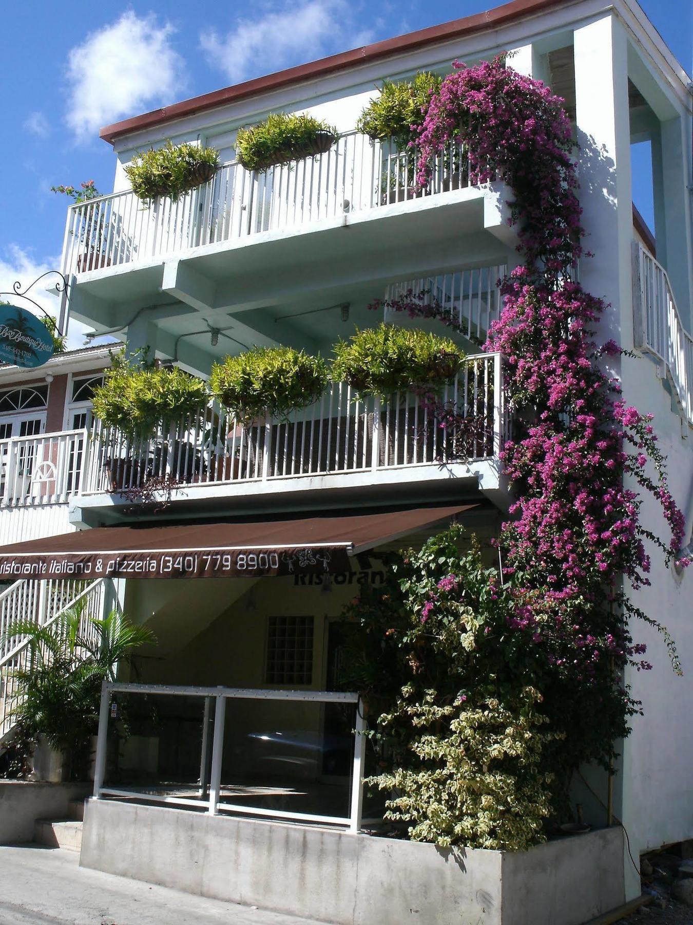 Cruz Bay Boutique Hotel 3*