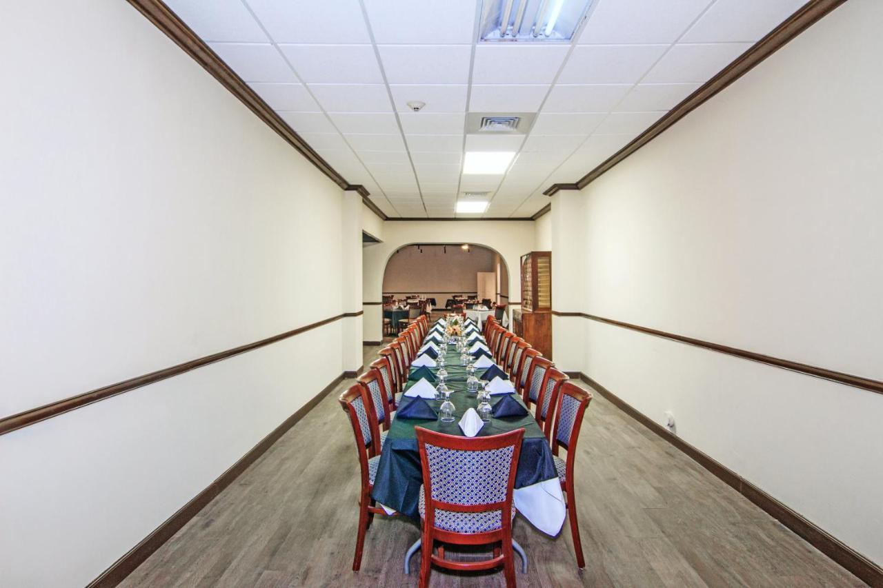 Windward Passage Hotel 3*